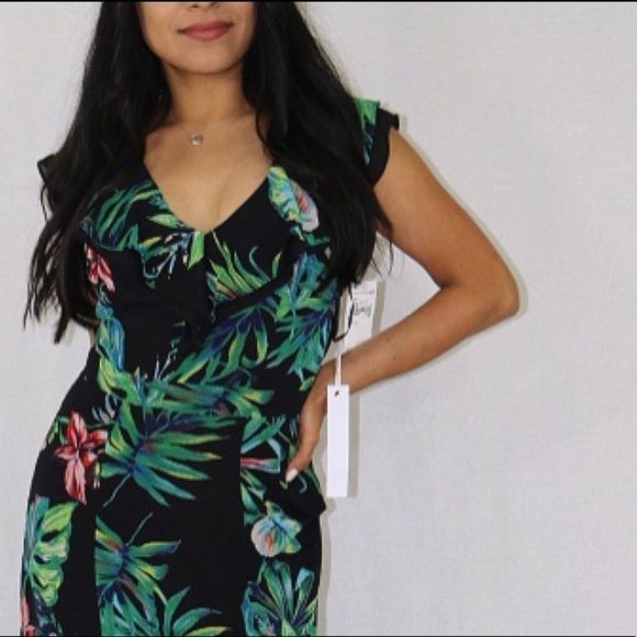 Adelyn Rae Floral Dress w Side Slit - Picture 5 of 8